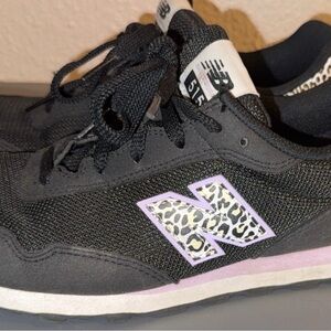 New Balance Women's Black and Lavender Sneakers
